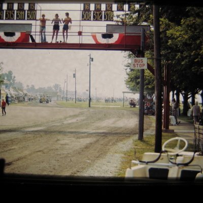 Tray 33 - 2-82 to 9-82